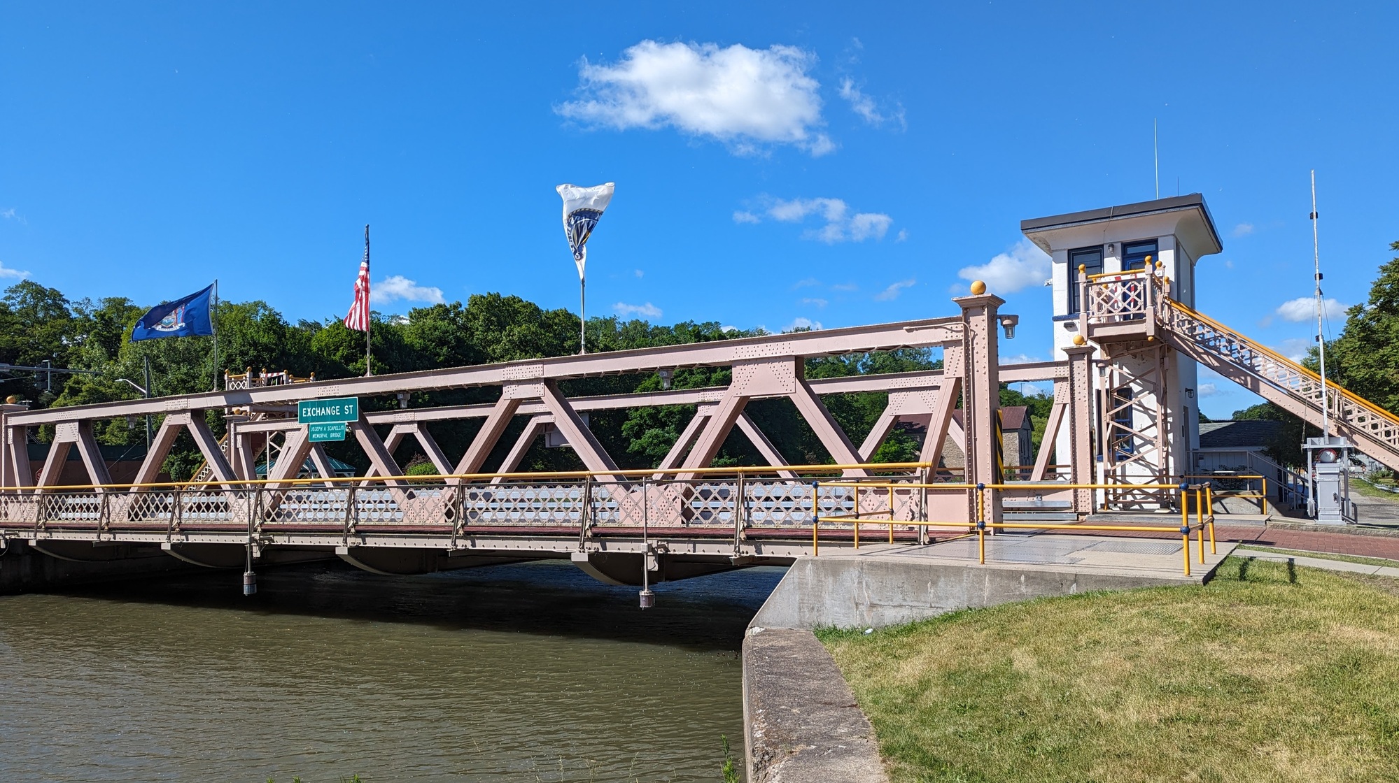 Exchange Street lift bridge in Lockport