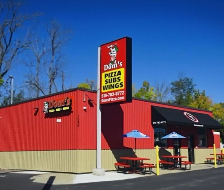 Dom's Pizza, Subs and Wings