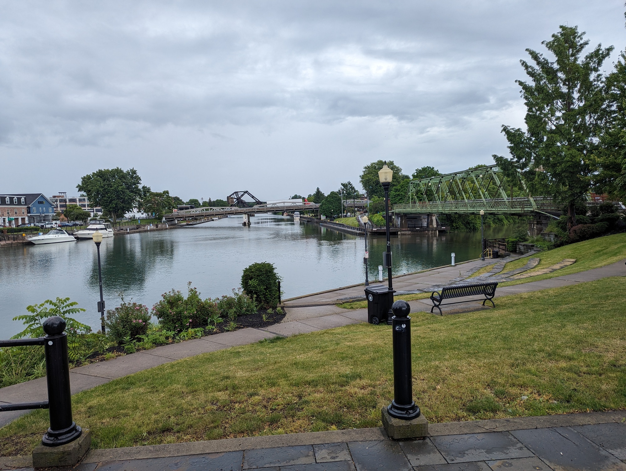 Along the Erie Canal trail